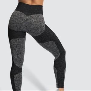 Doyoueven Impact Seamless Leggings